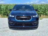 New 2025 Chrysler Pacifica Select image 3