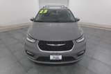 Used 2023 Chrysler Pacifica Limited image 3