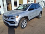 New 2025 Jeep Compass Latitude image 2