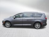 Certified 2018 Chrysler Pacifica Limited image 4
