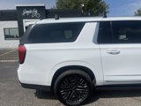 Used 2023 GMC Yukon XL Denali image 4