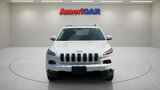 Used 2017 Jeep Cherokee Latitude w/ Comfort/Convenience Group image 2