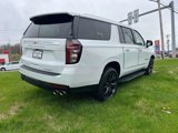 Used 2023 Chevrolet Suburban Premier image 6