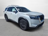 New 2025 Nissan Pathfinder SL w/ SL Premium Package image 2