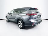 Used 2024 Toyota Highlander LE image 5