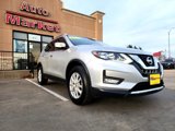Used 2017 Nissan Rogue SV image 3