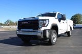 Used 2024 GMC Sierra 2500 Pro w/ Convenience Package image 2