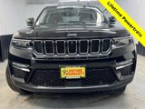 Used 2022 Jeep Grand Cherokee Limited image 2