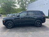 New 2025 Jeep Grand Cherokee Laredo image 4