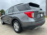 Used 2023 Ford Explorer XLT w/ Equipment Group 202A image 3