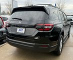 Used 2023 Honda Pilot LX image 2
