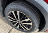 New 2025 Nissan Pathfinder Platinum image 3