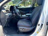 Used 2022 Toyota Highlander XLE image 6