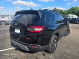 Certified 2025 Honda Pilot TrailSport image 5