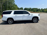 Used 2021 GMC Yukon XL Denali w/ Denali Premium Package image 4