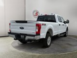 Used 2022 Ford F350 4x4 Crew Cab Super Duty image 4
