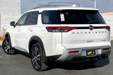 New 2025 Nissan Pathfinder Platinum image 2