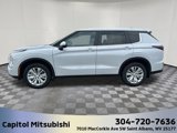 New 2025 Mitsubishi Outlander ES image 5