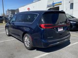 New 2025 Chrysler Pacifica Select image 5