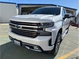 Used 2020 Chevrolet Silverado 1500 High Country w/ Technology Package image 3