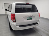 Used 2019 Dodge Grand Caravan SE image 6