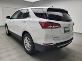 Used 2022 Chevrolet Equinox LT image 3