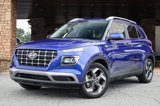 Used 2023 Hyundai Venue SEL image 2