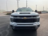 Used 2024 Chevrolet Silverado 2500 LT w/ Convenience Package image 3