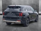 Used 2024 Kia Sorento S image 4