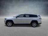 Used 2023 Jeep Grand Cherokee L Laredo image 4
