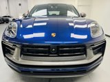 Used 2023 Porsche Macan Turbo image 2