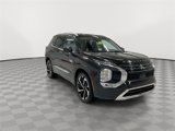 New 2025 Mitsubishi Outlander SEL image 3