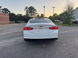 Used 2022 Chevrolet Malibu LS w/ Driver Confidence Package II image 4