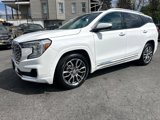 Used 2022 GMC Terrain Denali w/ Denali Premium Package image 2