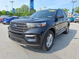 Certified 2022 Ford Explorer XLT w/ Equipment Group 202A image 4