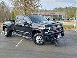 Used 2024 Chevrolet Silverado 3500 High Country w/ High Country Premium Package image 2