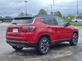 Used 2023 Jeep Compass Limited image 3