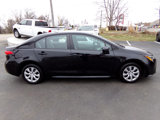 Used 2022 Toyota Corolla LE image 2