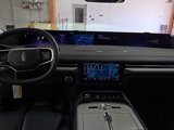 New 2025 Lincoln Navigator L Reserve image 2