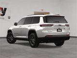 New 2025 Jeep Grand Cherokee L Laredo image 4