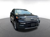 Used 2024 Ford Explorer Limited image 3