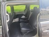 Used 2022 Chrysler Pacifica Touring-L image 5