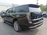New 2025 Chevrolet Suburban Premier image 4
