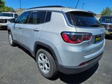 Used 2024 Jeep Compass Latitude image 3