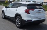 Used 2024 GMC Terrain SLT image 3