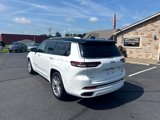 Used 2024 Jeep Grand Cherokee L Summit w/ Luxury Tech Group V image 3