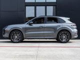 Certified 2025 Porsche Cayenne image 2