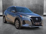 Used 2021 Nissan Kicks SV image 3