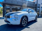 Used 2024 Mitsubishi Outlander SEL image 2