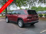 Certified 2023 Jeep Grand Cherokee Limited w/ Luxury Tech Group II image 3